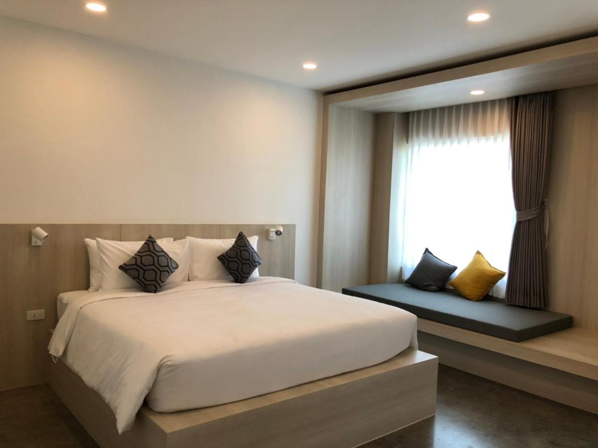 Nappiness Hotel - Sha Extraplus Bangkok Exterior photo